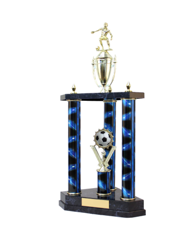 Three Poster Trophy <Br>38cm Plus Cup And Figurine