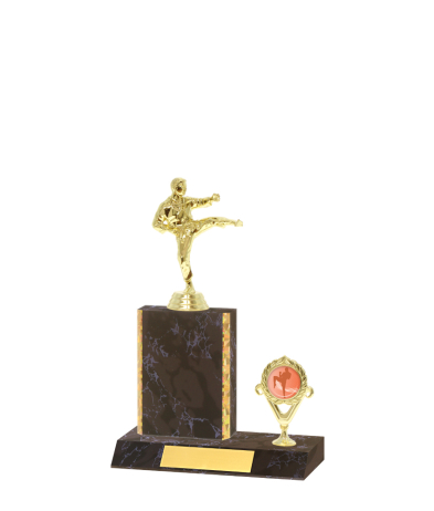  Gd Edged Trophy <Br>12cm Plus Figurine
