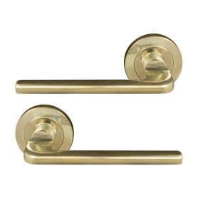 Chalet 52mm Round Rose Lever Set