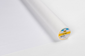 G785 (SOFT, LIGHTWEIGHT, FUSIBLE INTERLINING WITH SOME STRETCH)