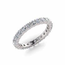 Single Bezel Shared Claw Round Wedding Band