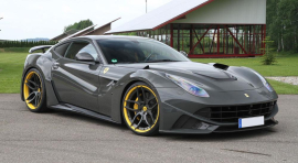 Ferrari F12 Berlinetta | Hydraulic Adjustment In Combination with Suspension Spring