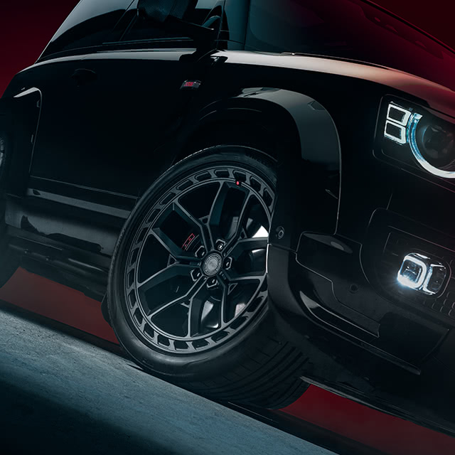 Classic Defender Side View