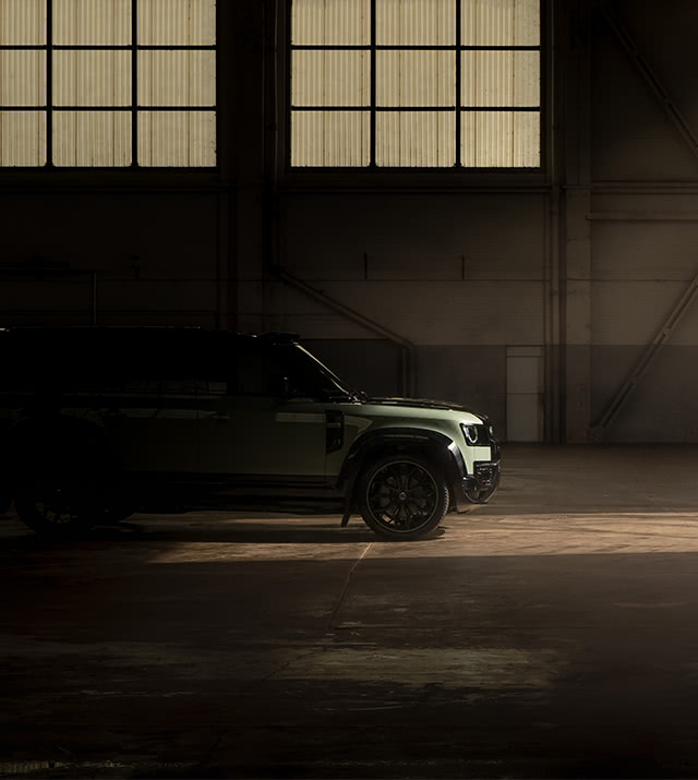 Signature Series 75th Defender